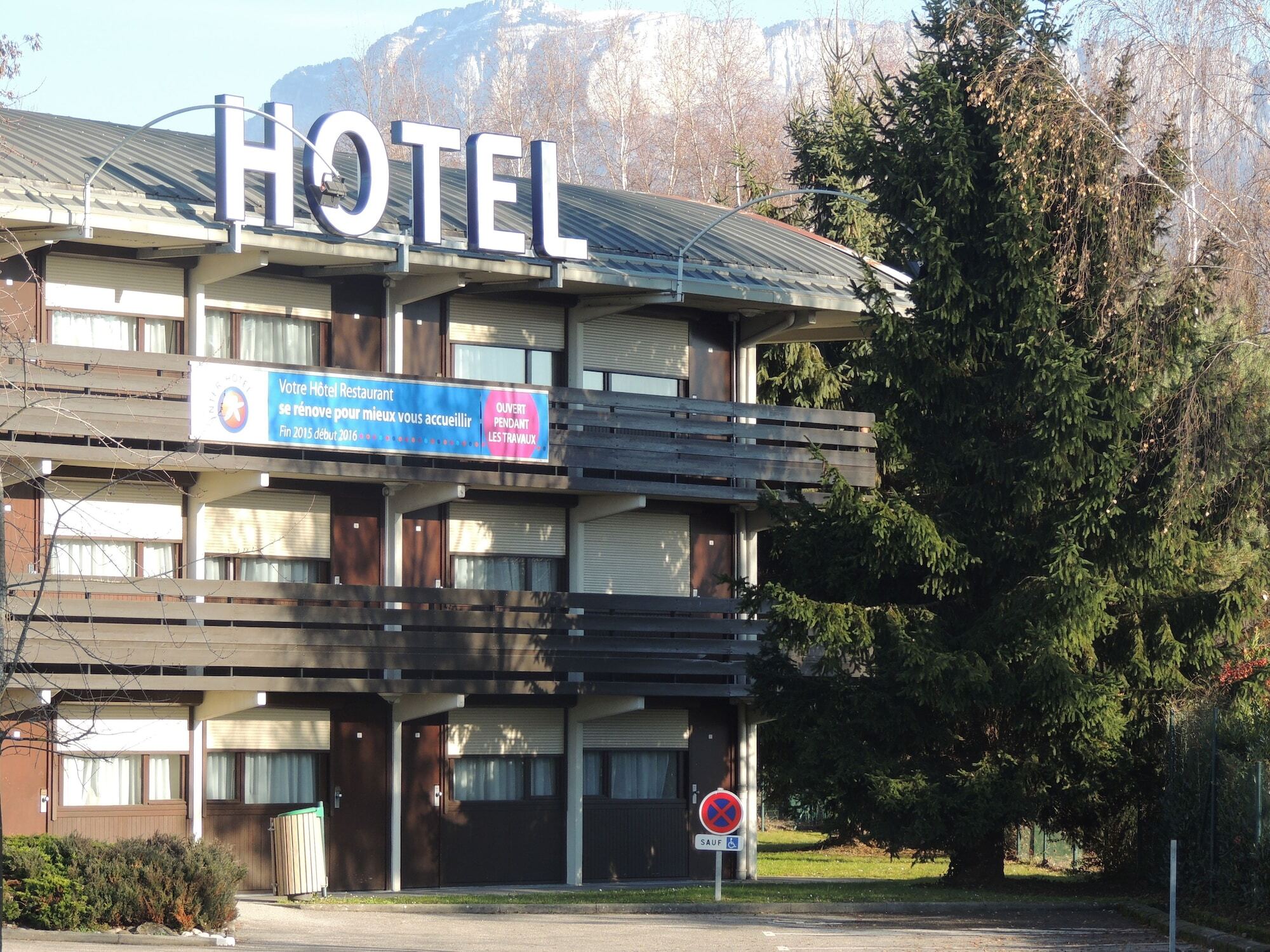 فندق Campanile Annecy ~ Metz-Tessy المظهر الخارجي الصورة